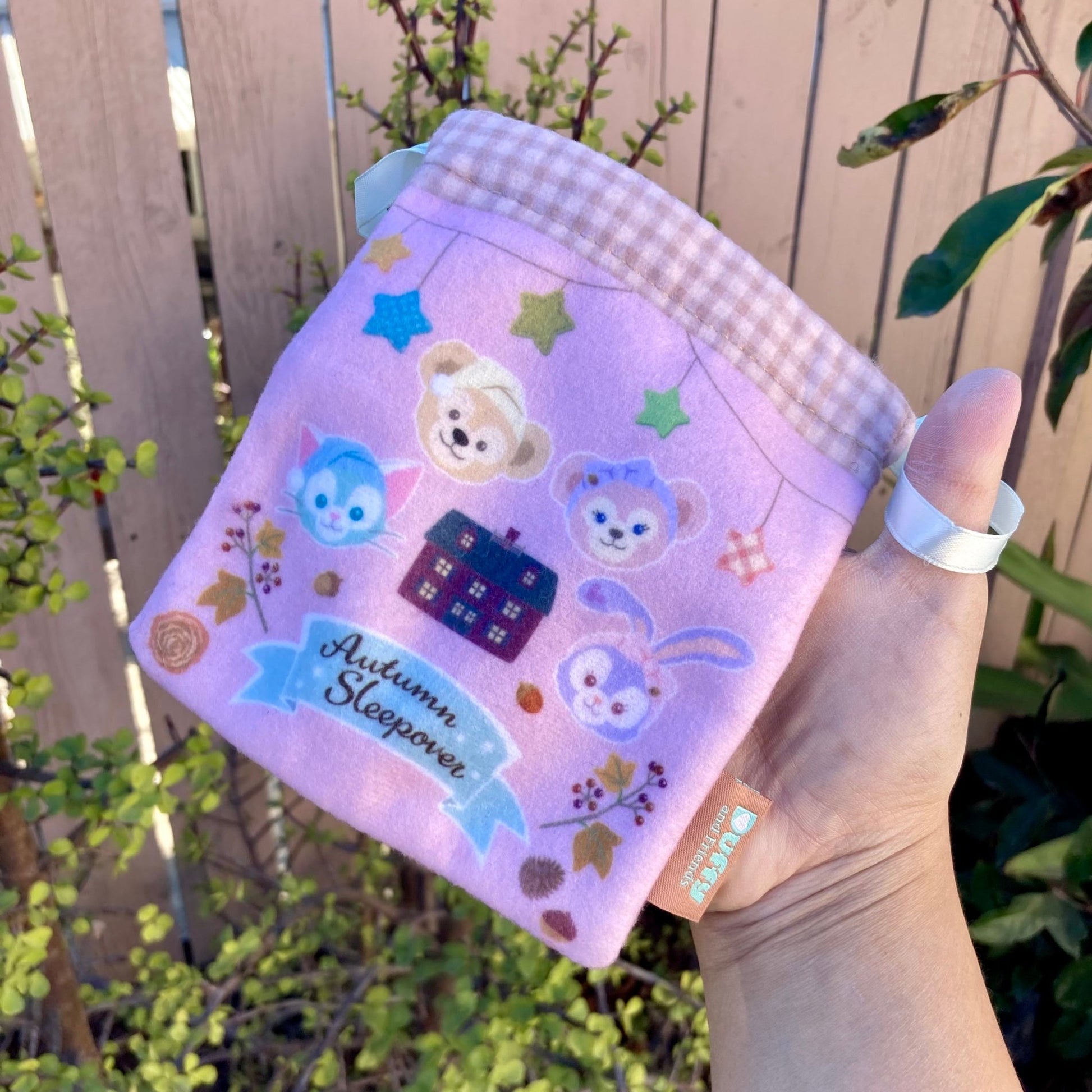 "Duffy and Friends (Tokyo Disney Sea)" Mini Drawstring Bag - Rosey’s Kawaii Shop