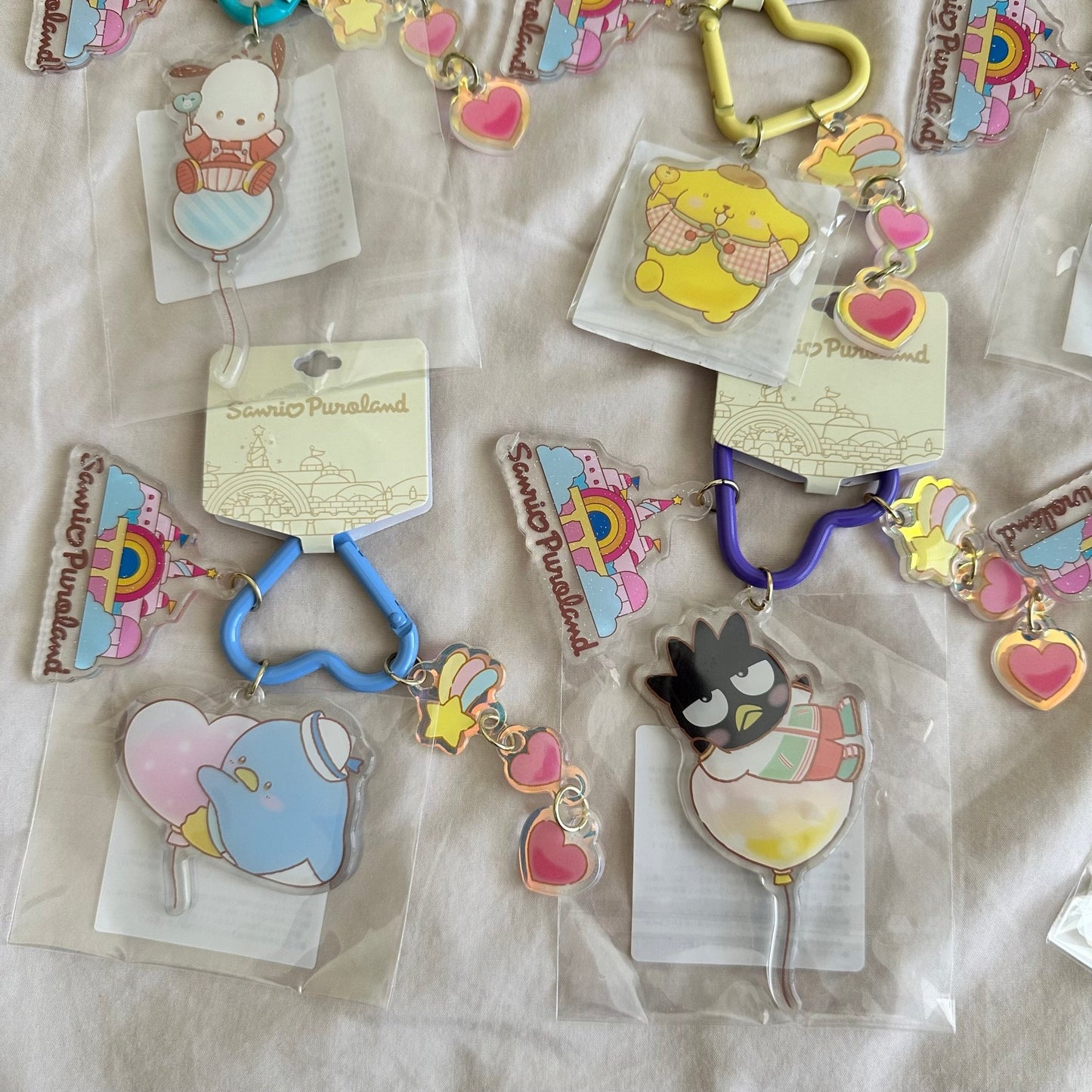 [HEART CARABINER] “Sanrio Puroland" Keychain - Rosey’s Kawaii Shop