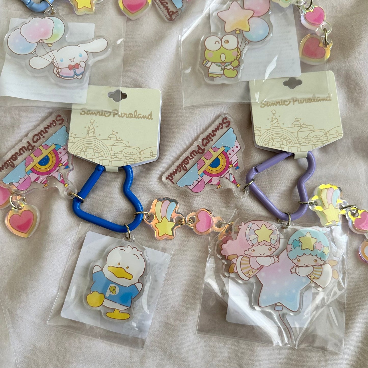 [HEART CARABINER] “Sanrio Puroland" Keychain - Rosey’s Kawaii Shop